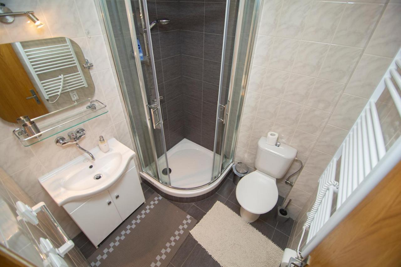 Dom Frana Krala Hotel Szmrecsán Kültér fotó